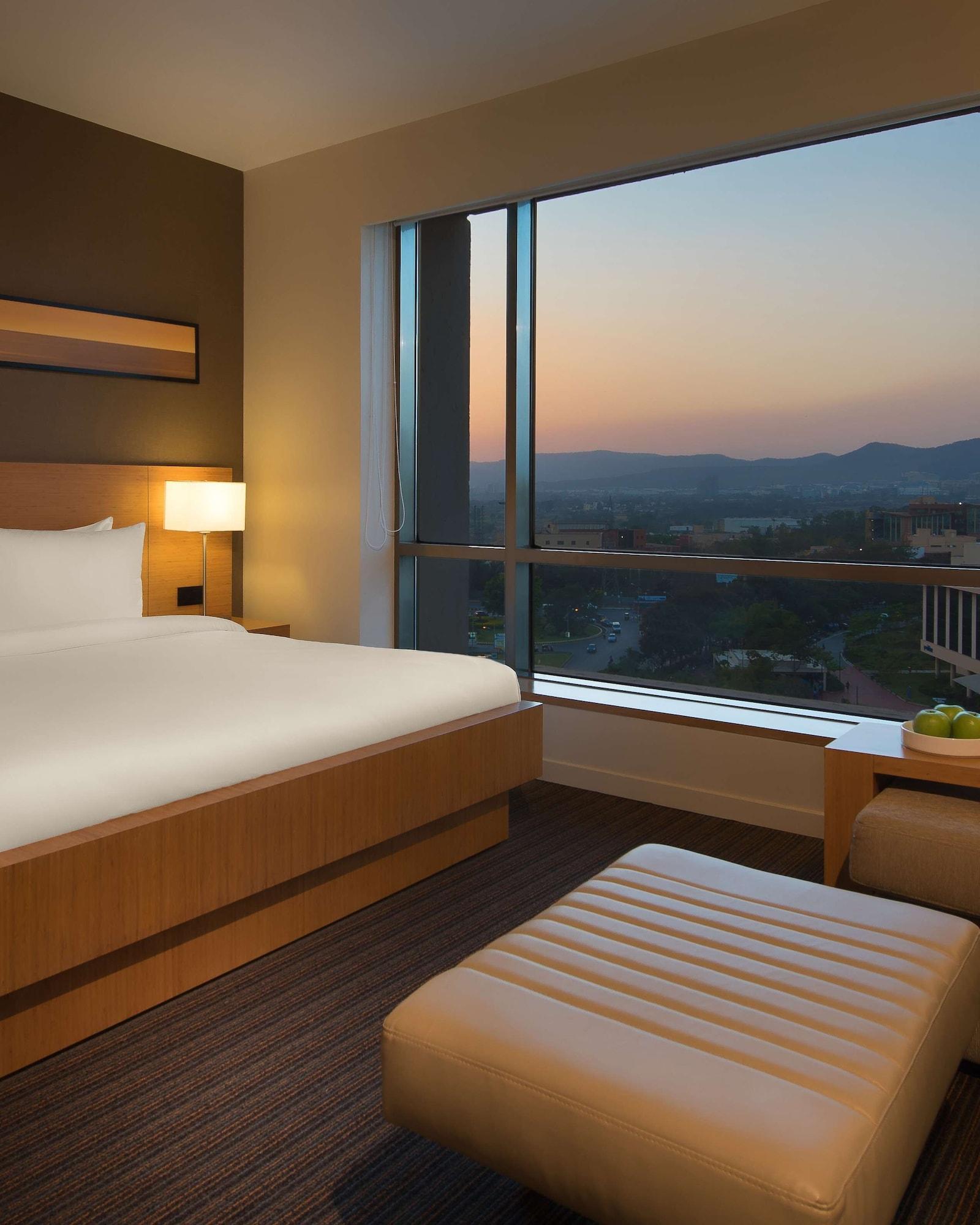 Hyatt Place Pune 5* Hinjawadi