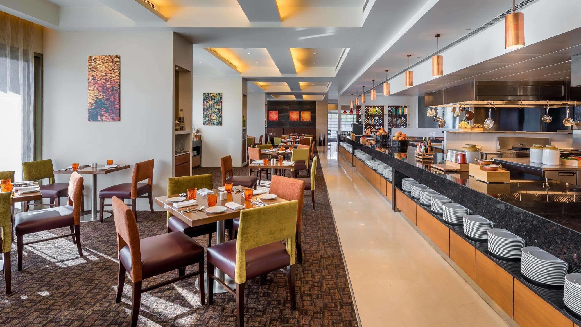 Hyatt Place Pune 5*